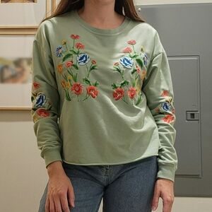 Floral Embroidered Green Women's Sweatshirt